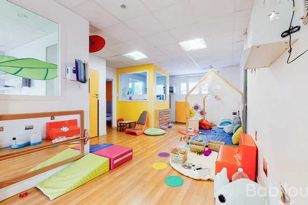 Salle de motricité de la crèche Babilou Fontenay Tassigny