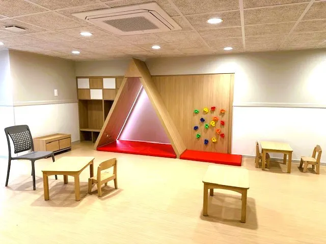 Intérieur de la crèche Babilou de Choisy-le-Roi