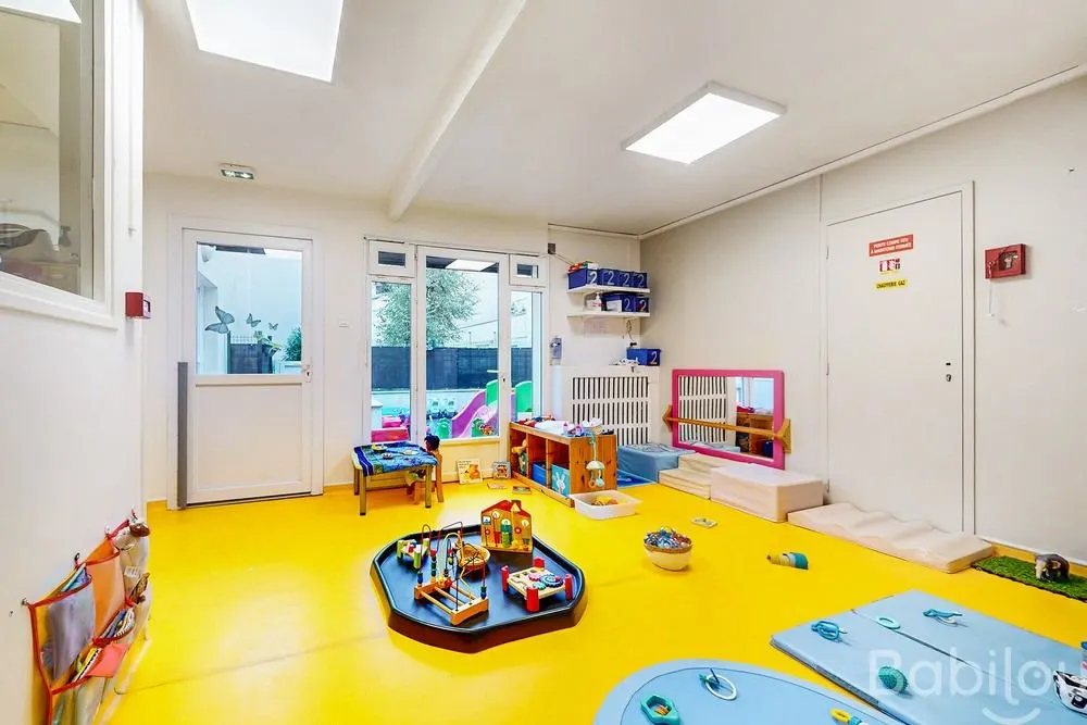 Un jardin et un projet intergénérationnel pour l'éveil des tout-petits