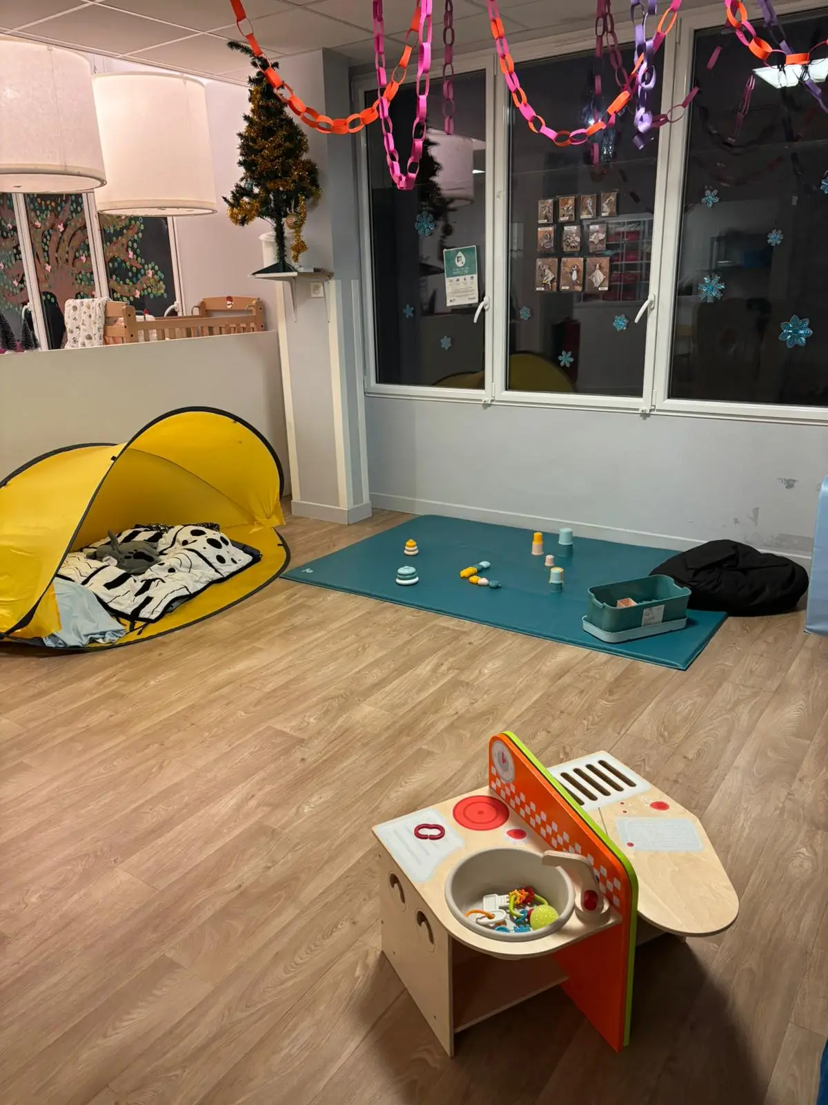 Espace de vie des tout-petits à la crèche Palaiseau, quartier Camille Claudel