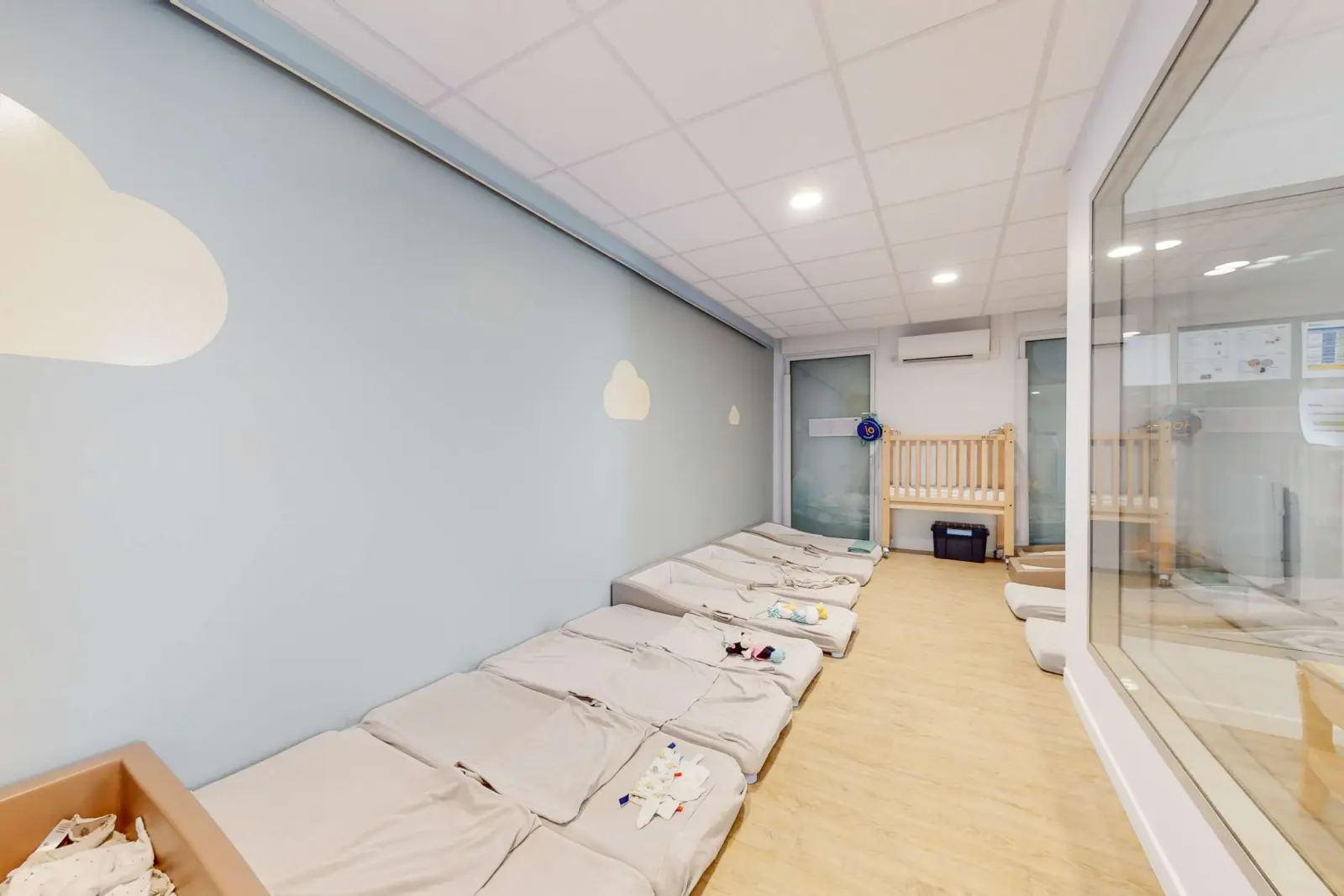 Espace de repos de la micro-crèche Babilou Cormeilles Saint-Exupéry