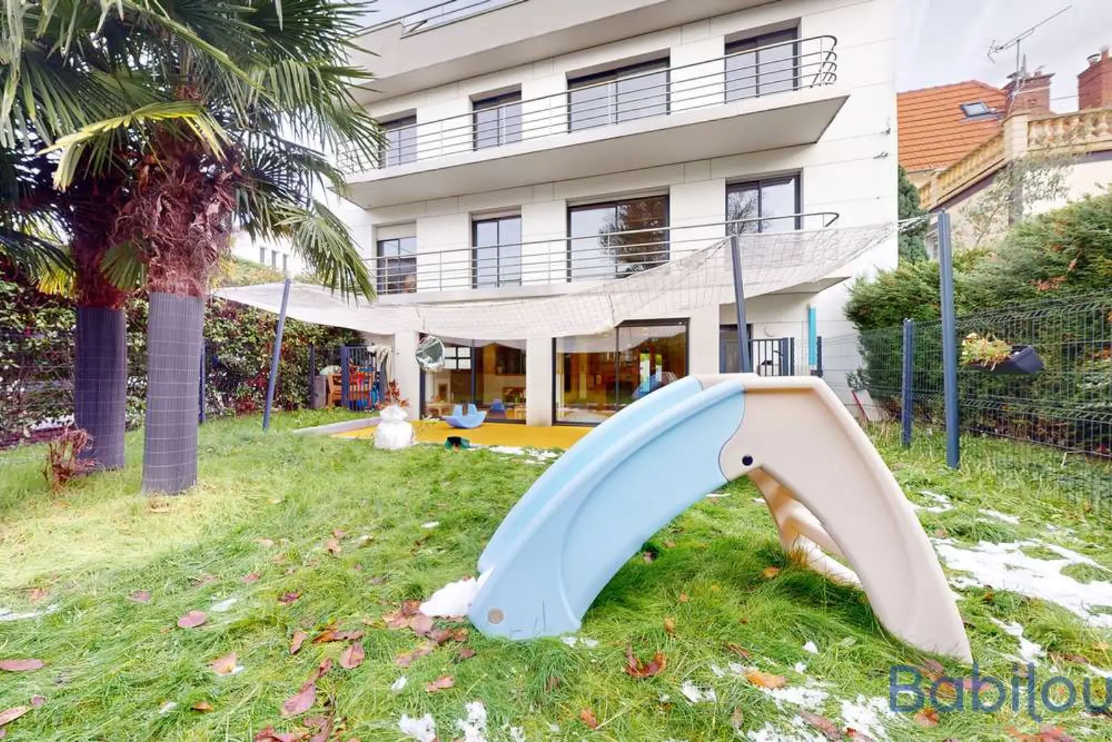 Un grand jardin végétalisé au cœur du projet pédagogique