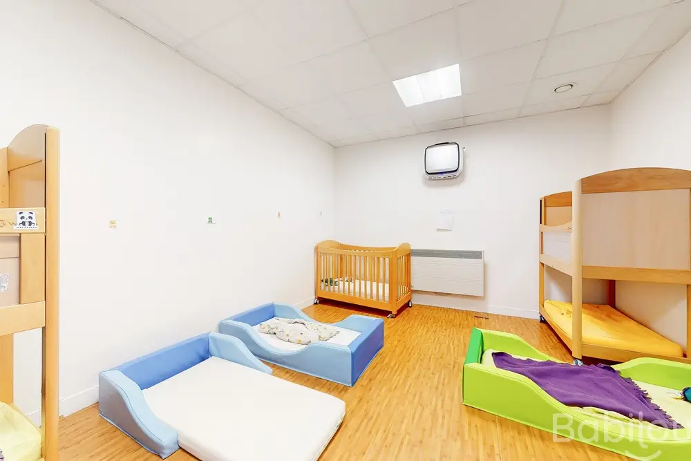Dortoir de la micro-crèche Babilou Port-Marly Val André 1