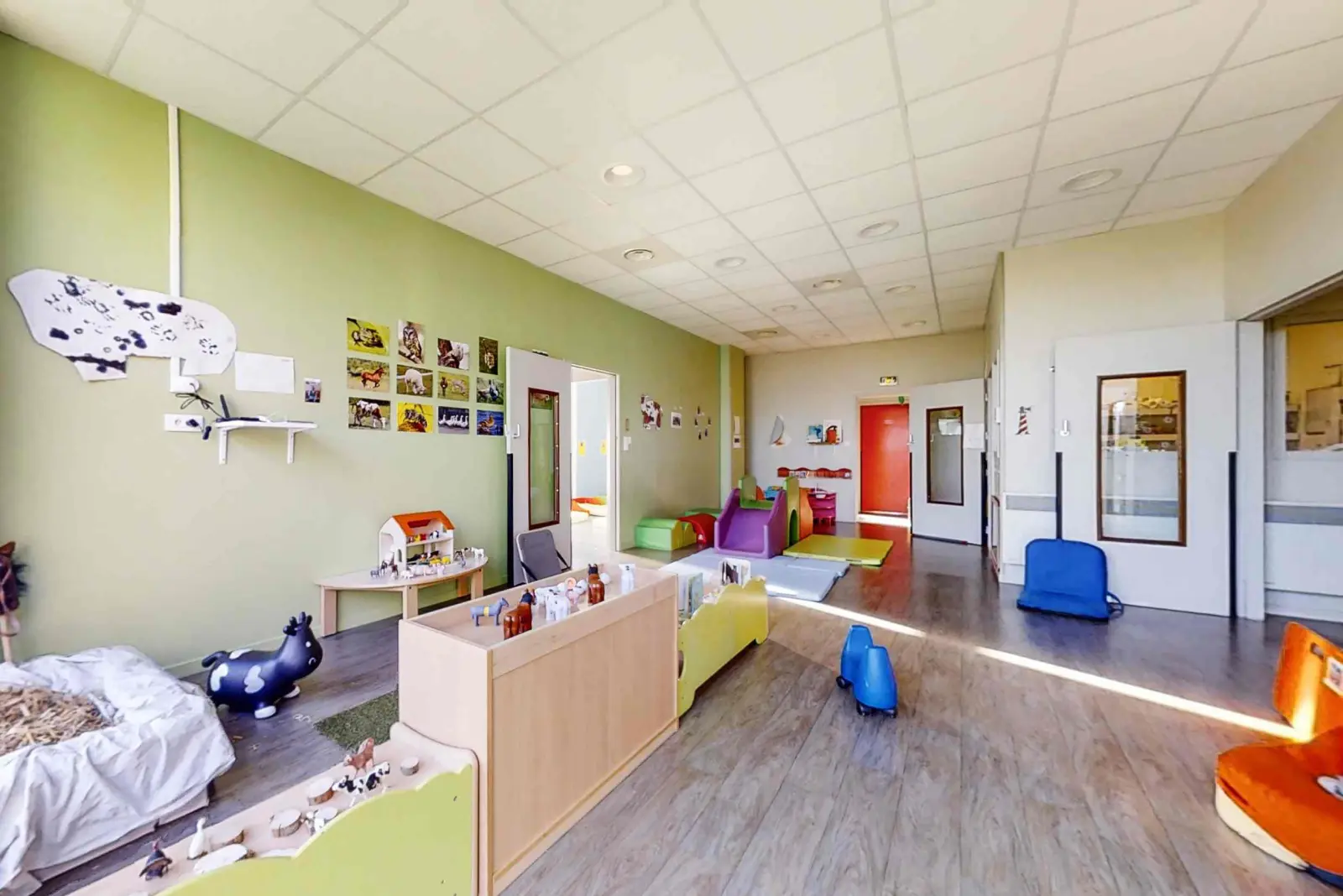 Salle d'éveil de la crèche Babilou Guipavas Garros