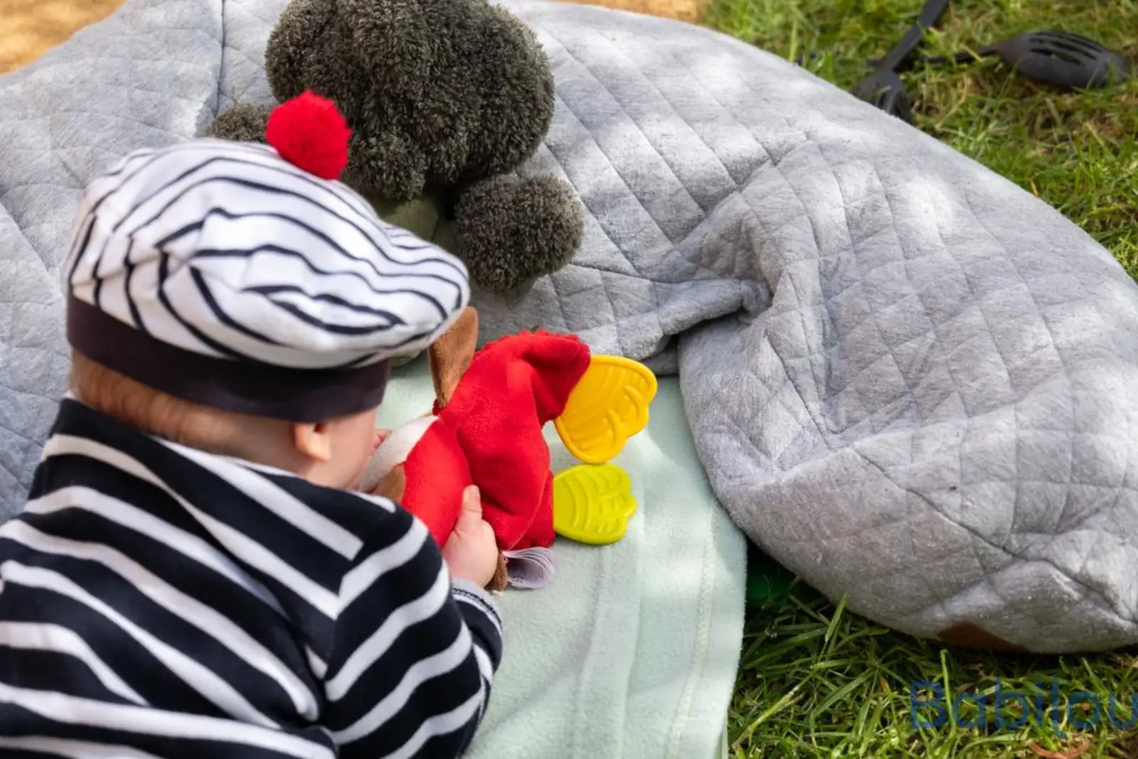 Éveil et jeux sensoriels à la crèche Babilou Nantes Jost