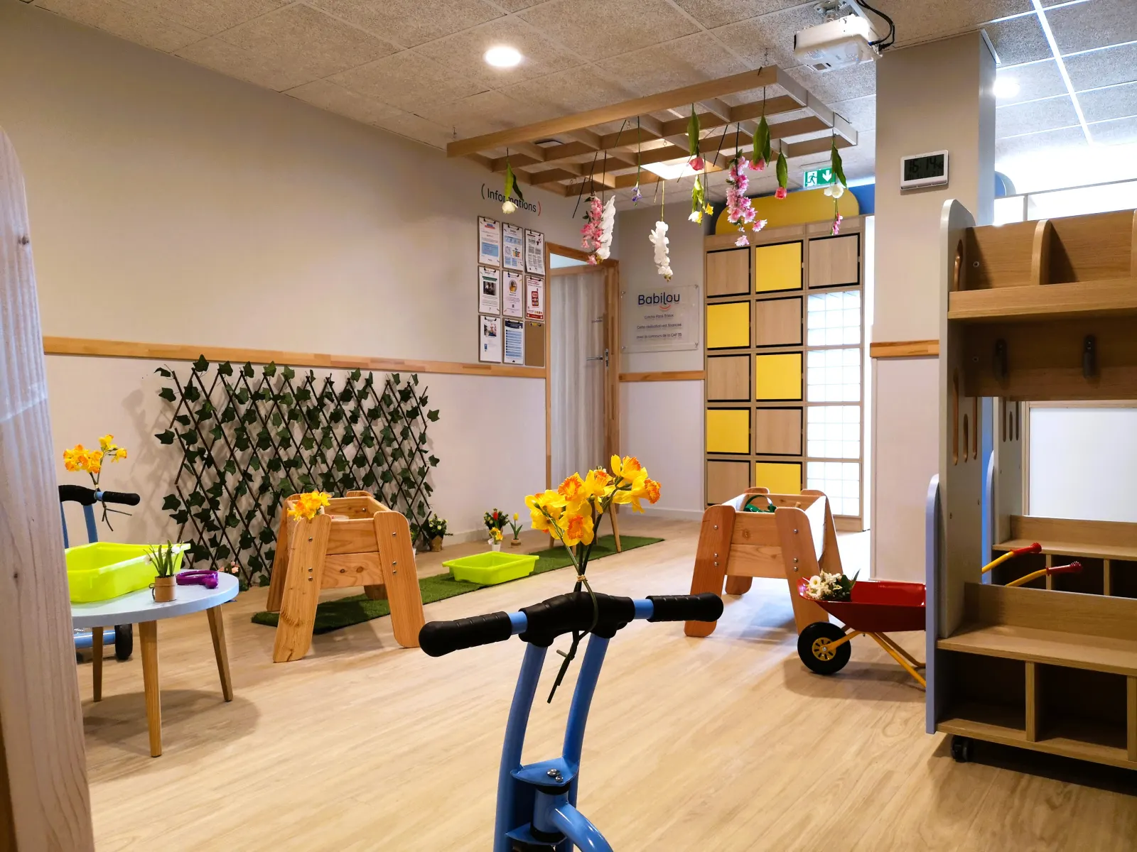 Entrée et accueil de la crèche Babilou Pacé Trieux