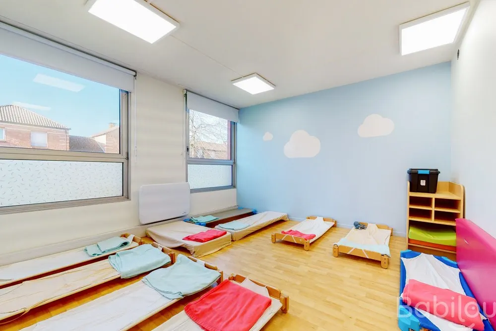 Dortoir de la crèche Babilou Marcq-en-Barœul Stahl
