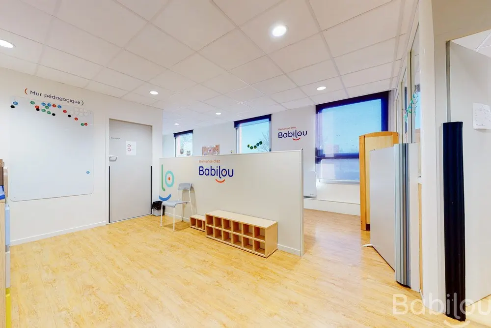 Hall d'accueil de la crèche Babilou Marcq-en-Barœul Stahl