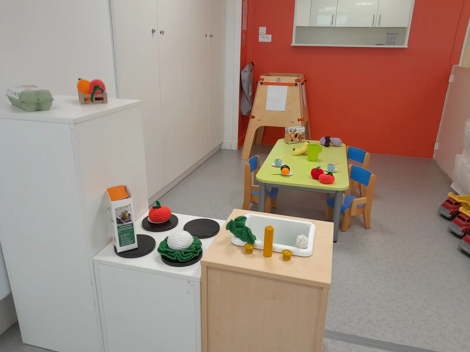 Coin dînette de la micro-crèche Babilou Lille Le Plat