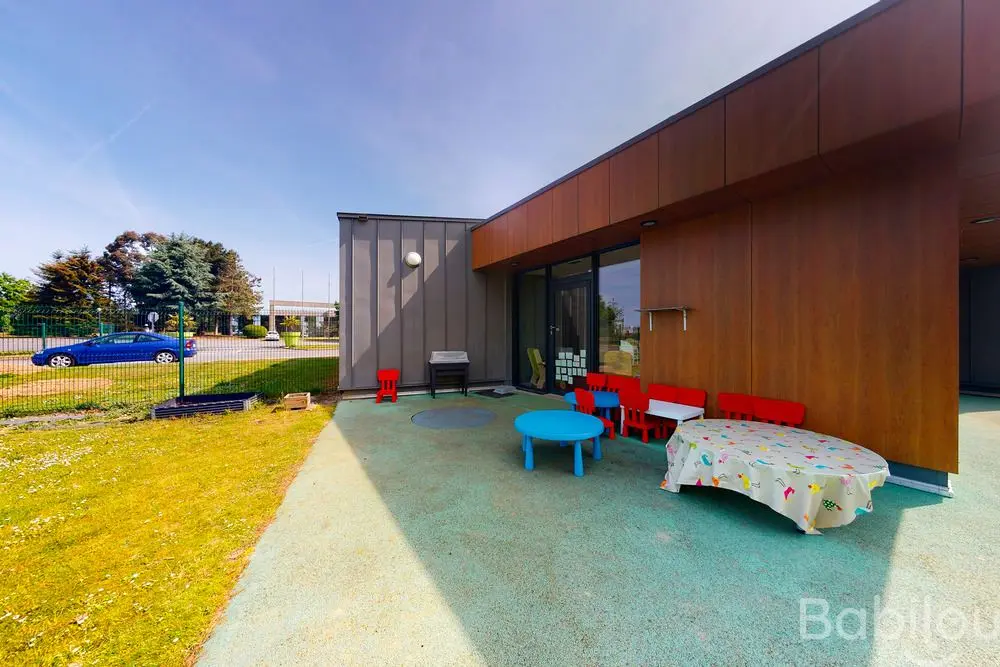Une crèche Babilou dans un bâtiment moderne, Zone du Piquet