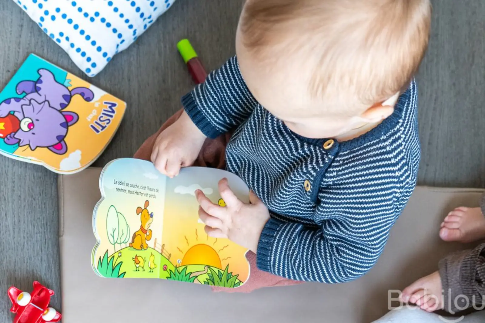 Éveil autour du livre à la micro-crèche Babilou Nantes Jeanne d'Arc