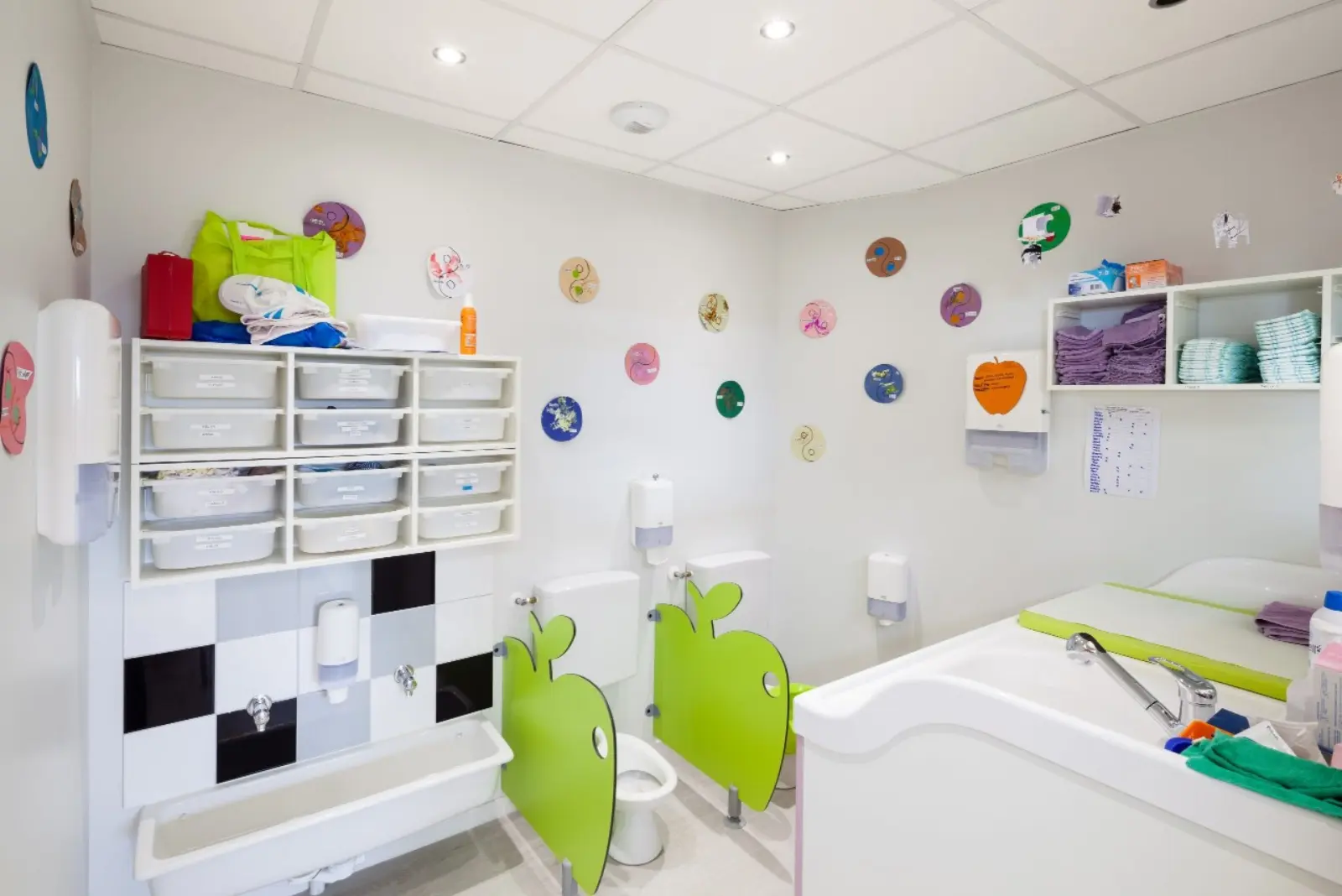 Espace de change de la crèche Pim Pam Pomme Flers Minière
