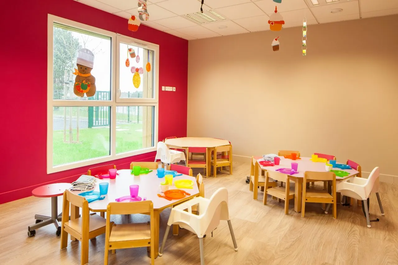 Réfectoire de la crèche Pim Pam Pomme Cherbourg Querqueville