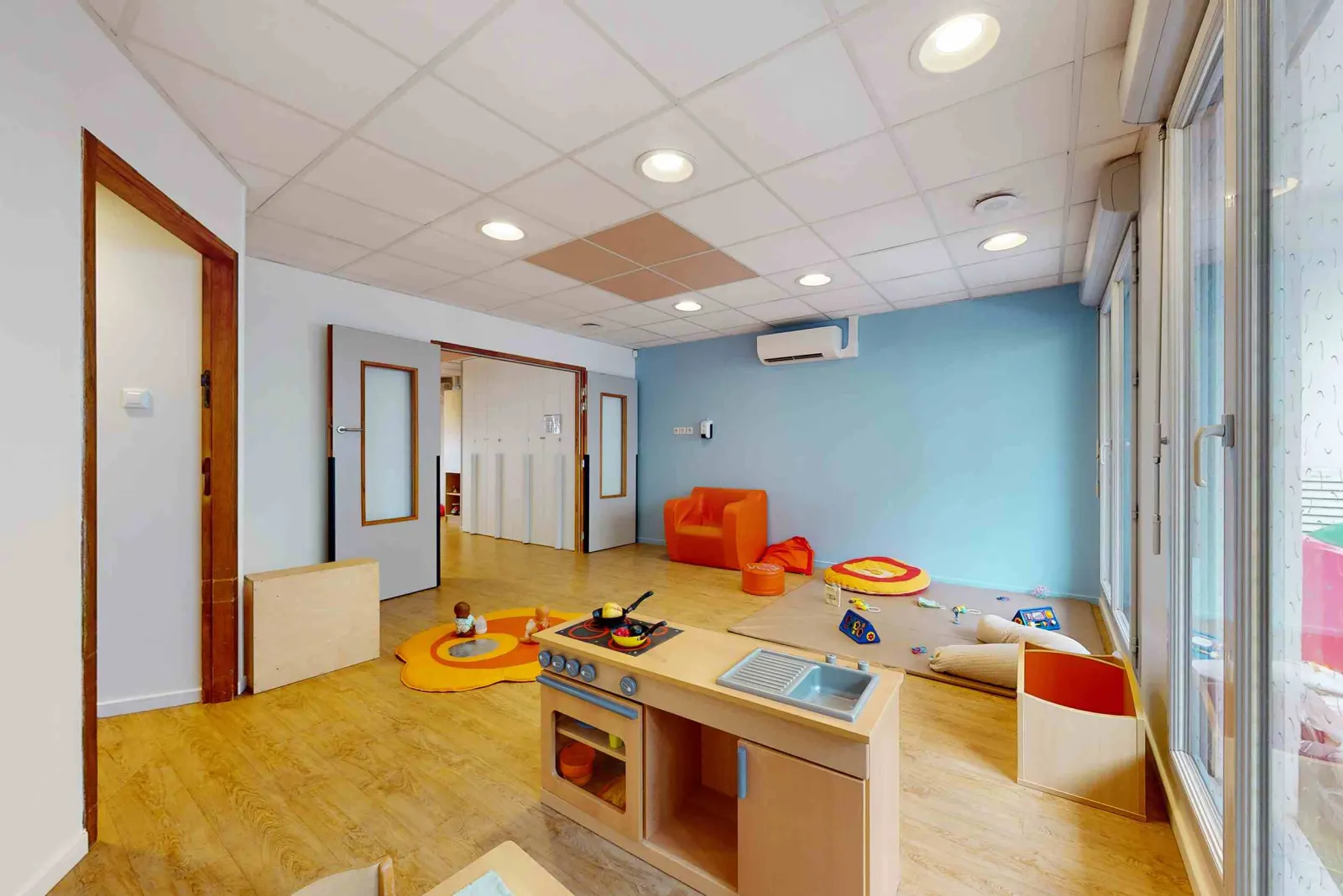 Coin cuisine et jeux d'imitation de la crèche Babilou Lyon Berthet