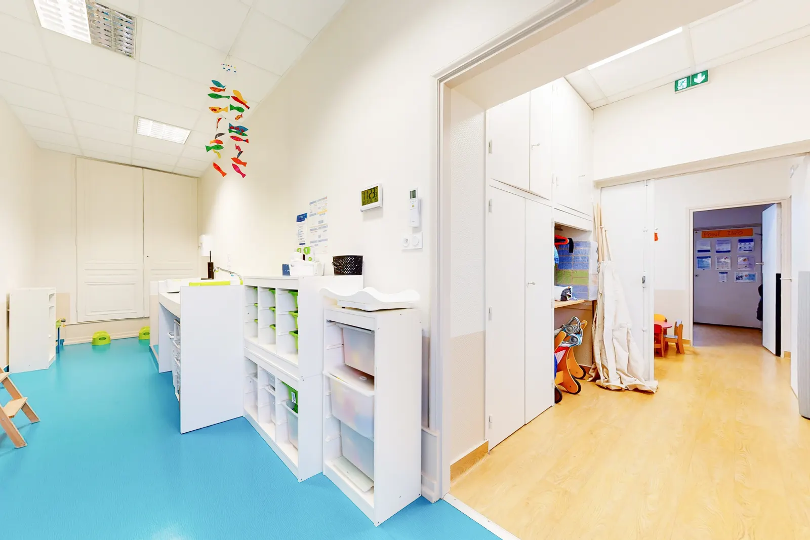 Espace de change de la micro-crèche