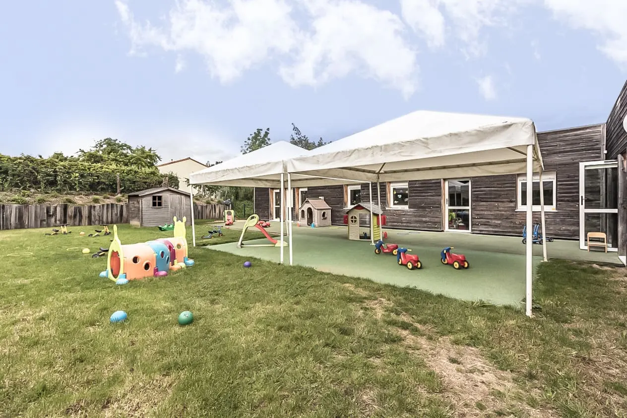 Une crèche spacieuse avec jardin, dans le quartier du Galuchet à Niort