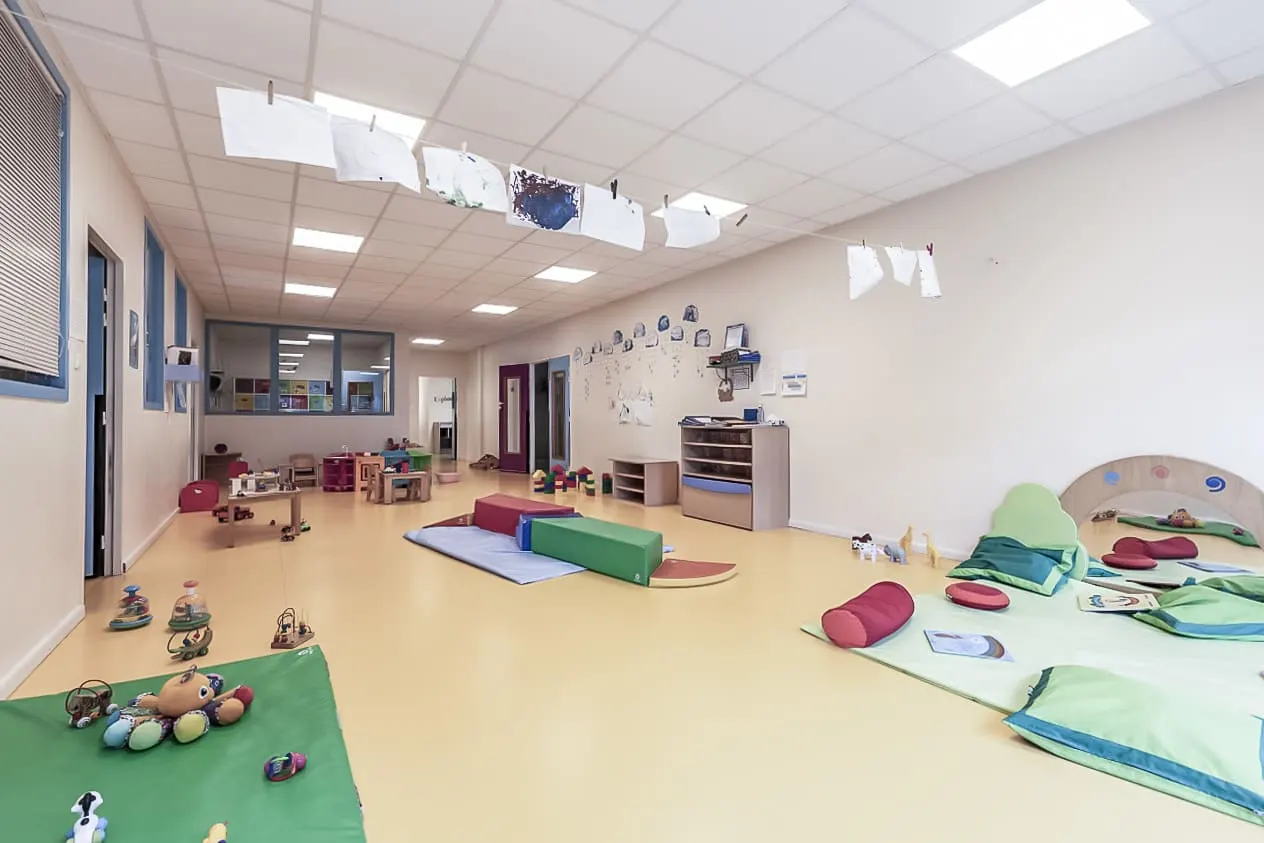 Salle de motricité de la crèche Babilou Niort Galuchet