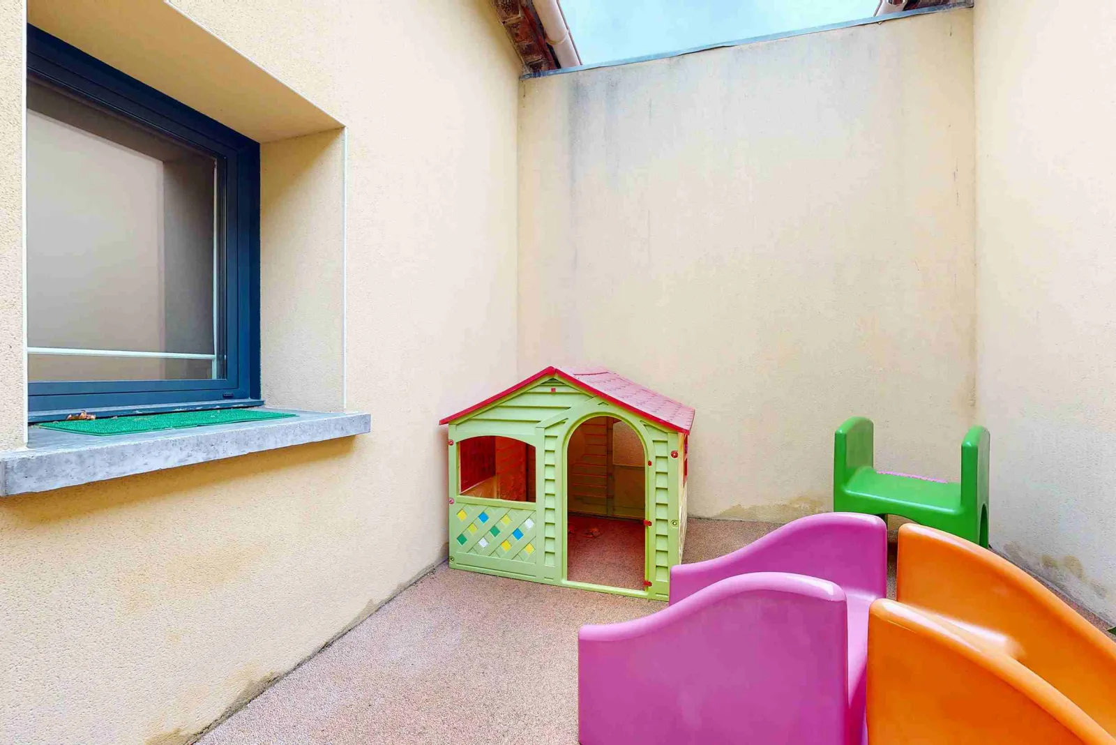 Motricité libre, jardin et communication gestuelle