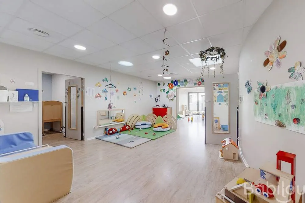 Coin d'éveil de la crèche Babilou Toulouse Bonnefoy