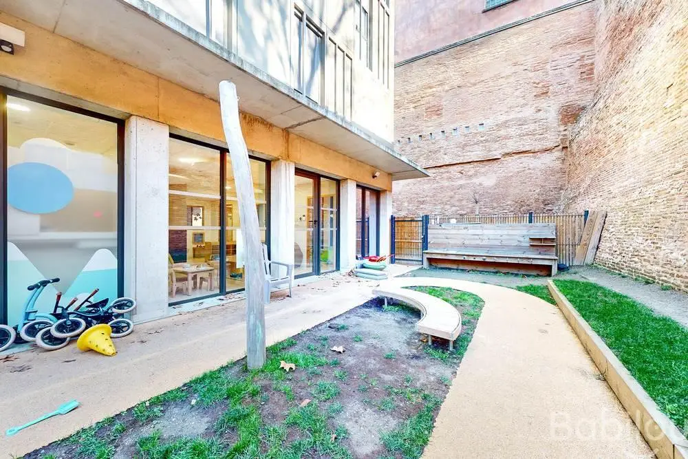 La crèche Babilou place des Hauts-Murats, en plein cœur de Toulouse