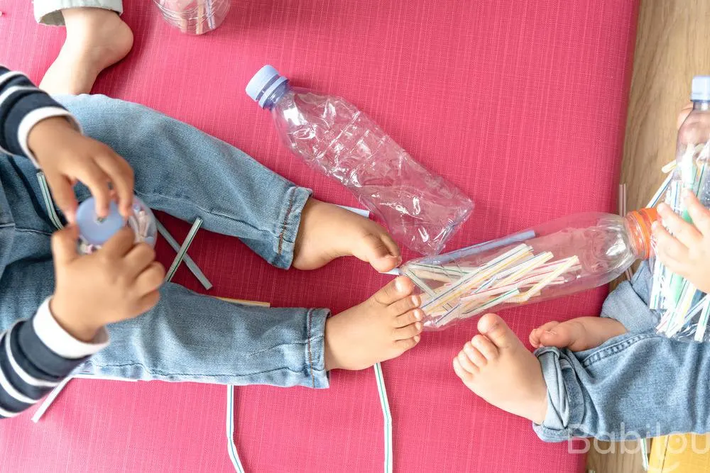 Éveil sensoriel avec des matériaux de récupération à la crèche Babilou Muret Pyrénées