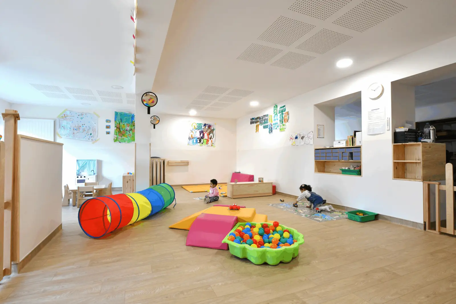 Bienvenue à la micro-crèche Les Coloriés d'Issy-les-Moulineaux