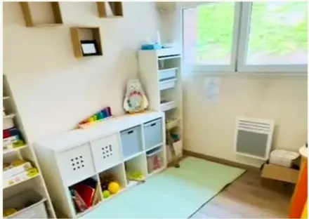 Espace de rangement de la micro-crèche Les Petits Pierrots 4 à Saint-Quentin