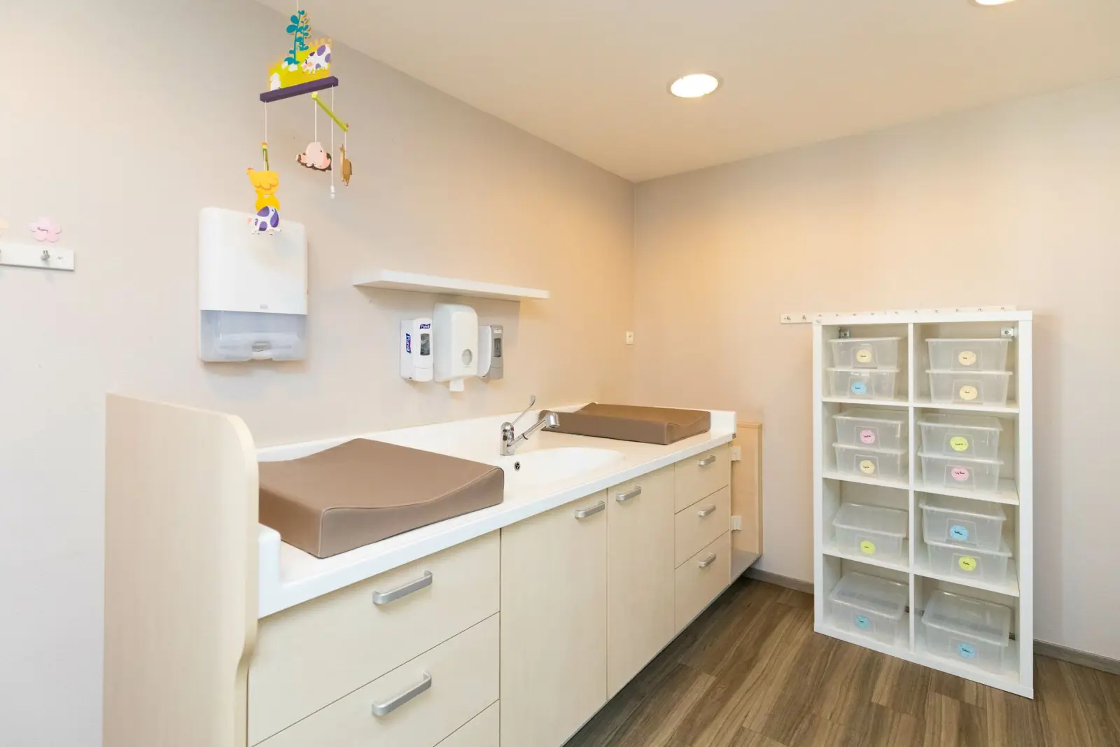 Espace de change pour bébés de la micro-crèche Isabey Petits à Nancy