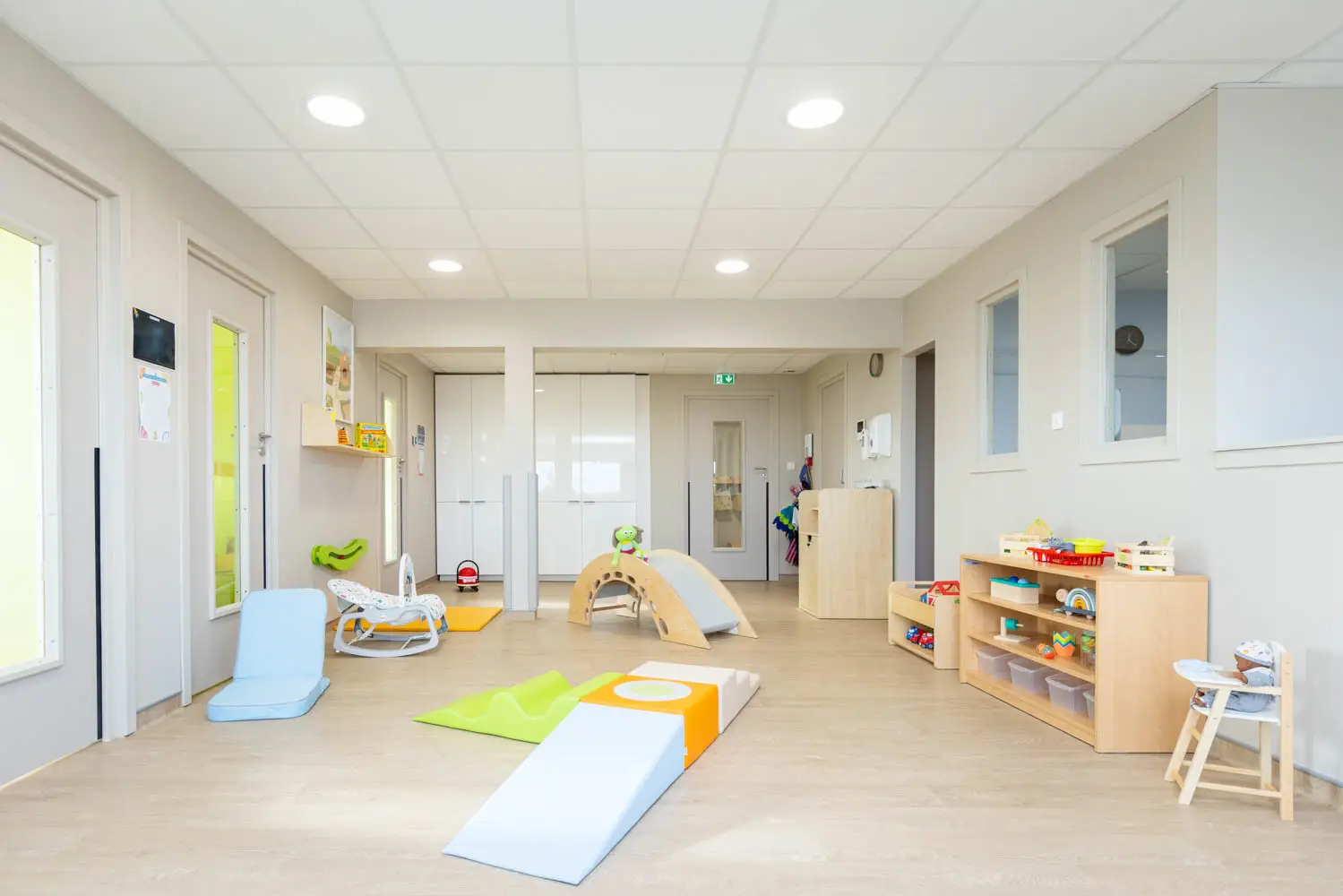 Grand espace de motricité de la micro-crèche Achille et Camille à Tomblaine