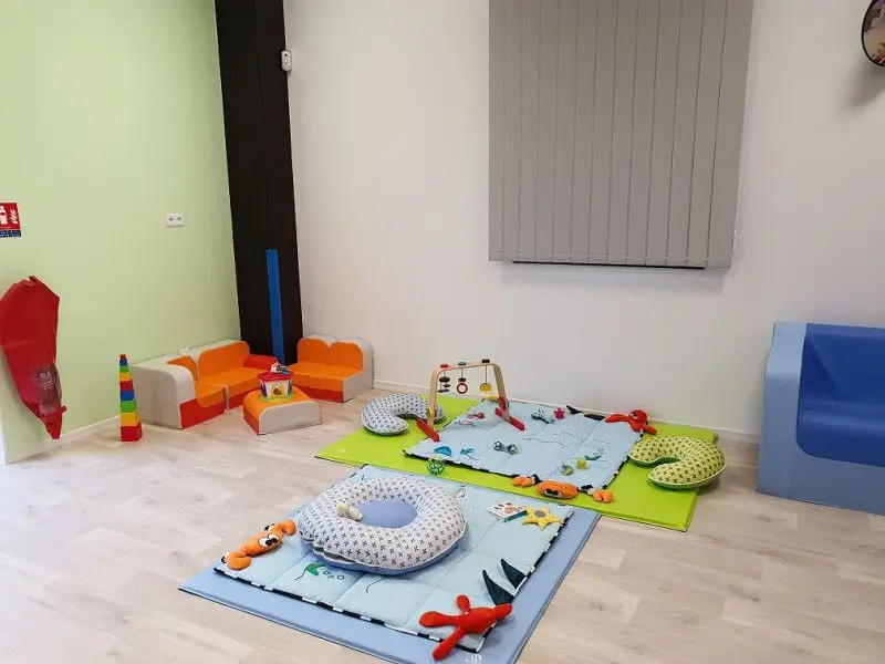 Espace de motricité libre de la micro-crèche Le Repère des P'tits Lutins à Chartres
