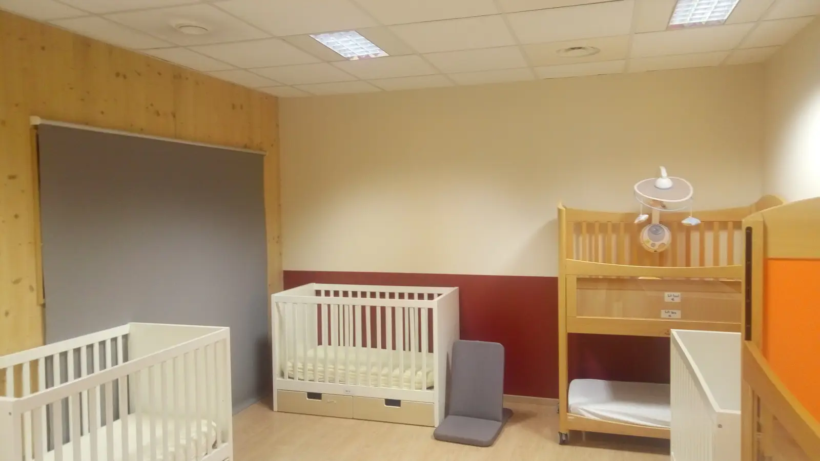 Dortoir de la micro-crèche Graines d'Artistes à Bondues Ravennes les Francs