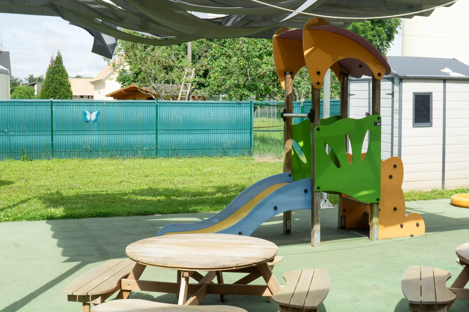 Toboggan du jardin de la crèche Kembs