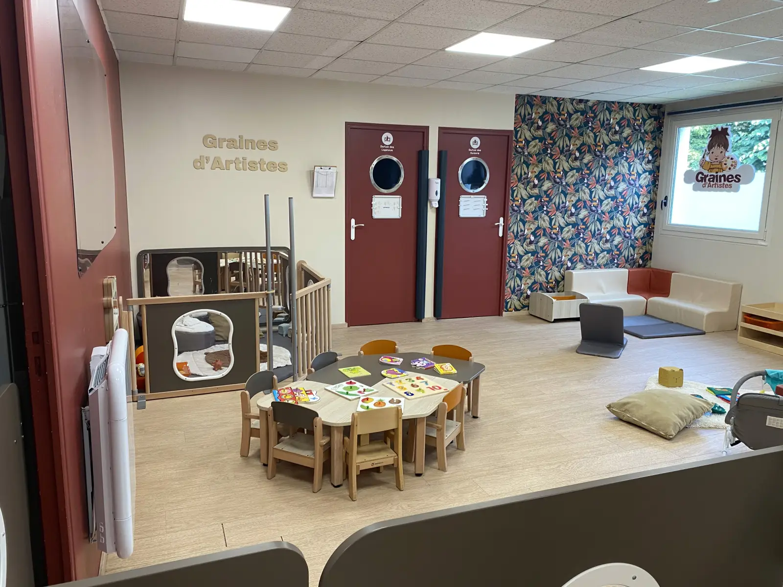 Salle de vie de la micro-crèche Graines d'Artistes La Pilaterie à Marcq-en-Barœul