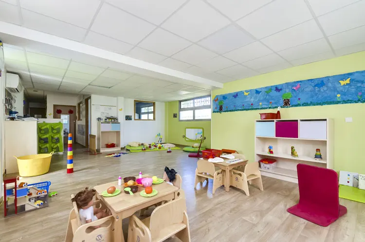 Une micro-crèche <strong>au calme</strong>, près du Parc de la Moline