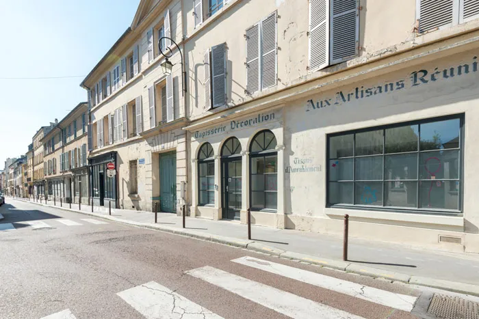 La rue du Vieux Versailles, quartier Saint-Louis, à Versailles