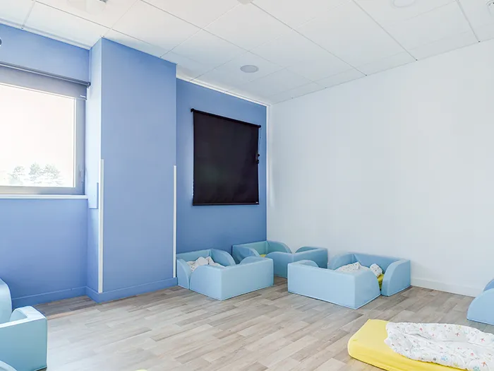 Dortoir de la micro-crèche Les Malicieux de l'Artisanat à Blotzheim