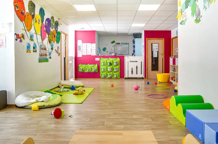 Espace de jeux de la micro-crèche Les Malicieux de Mazarine à Aix-les-Milles