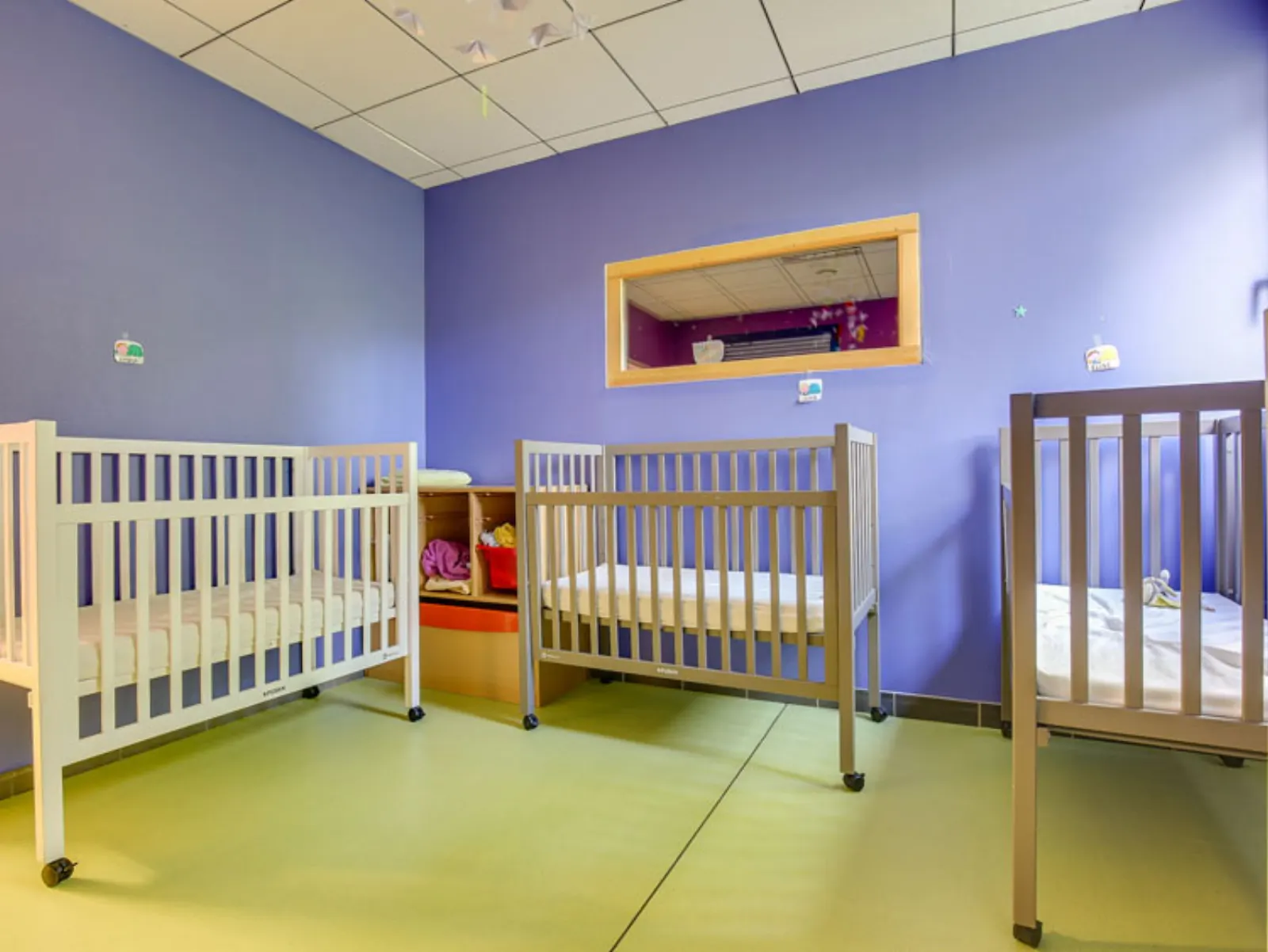 Dortoir de la micro-crèche Les Malicieux de Blaise Pascal 1 à Seynod