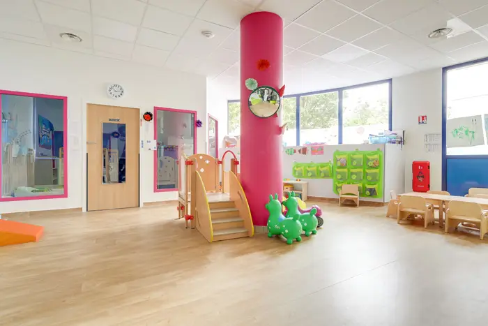 Une micro-crèche <strong>chaleureuse</strong>, entre Vincennes et Montreuil