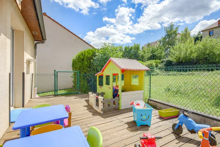 Une micro-crèche calme, au cœur de <strong>Beaumont</strong>