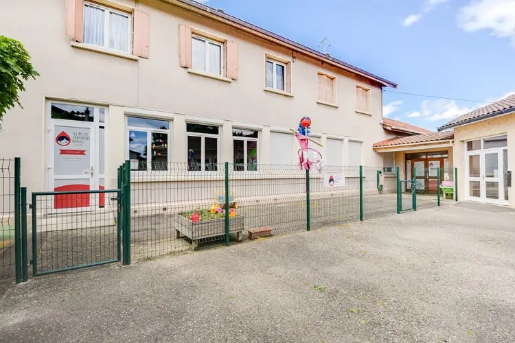 Une micro-crèche bienveillante, au cœur de <strong>Janneyrias</strong>