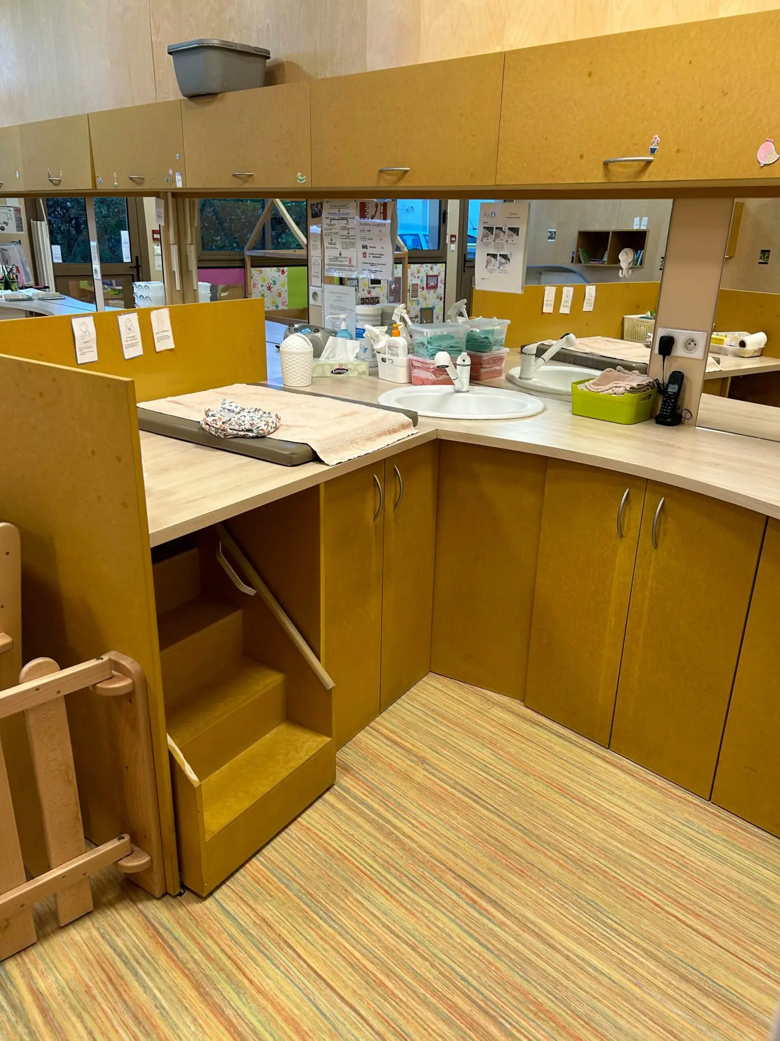 Espace change de la micro-crèche Graines de Malice