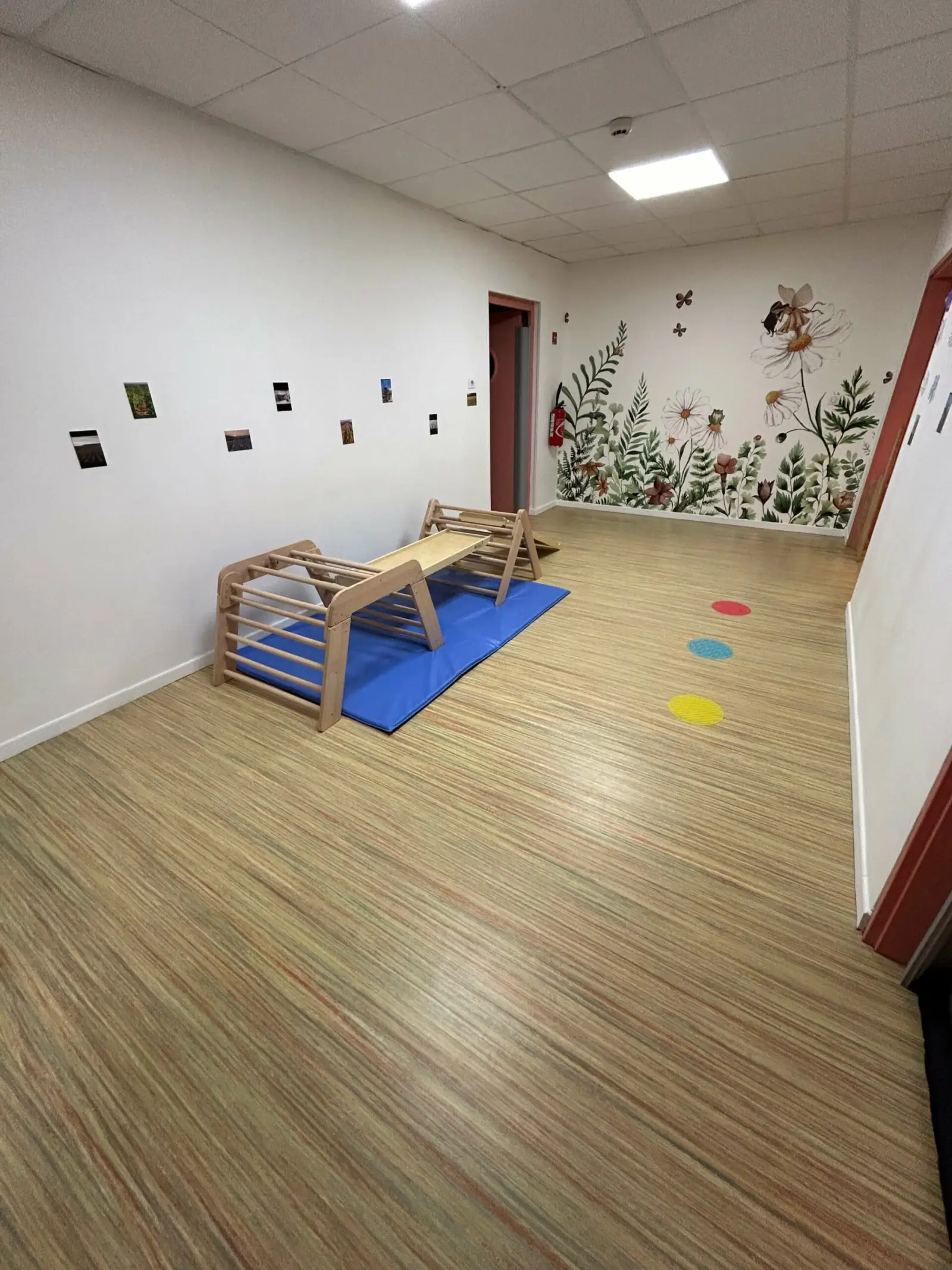 Espace motricité libre de la micro-crèche Graines de Malice à Courtemont-Varennes