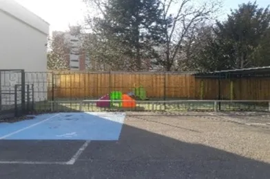 Une crèche solidaire, ouverte sur son quartier