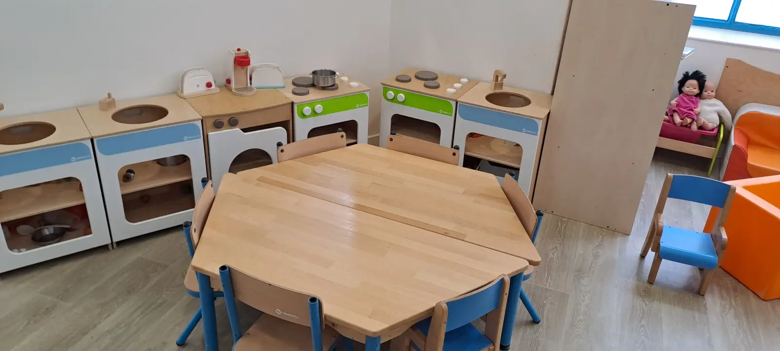 Coin cuisine d'éveil de la micro-crèche Les Petites Merveilles de Lapeyrère