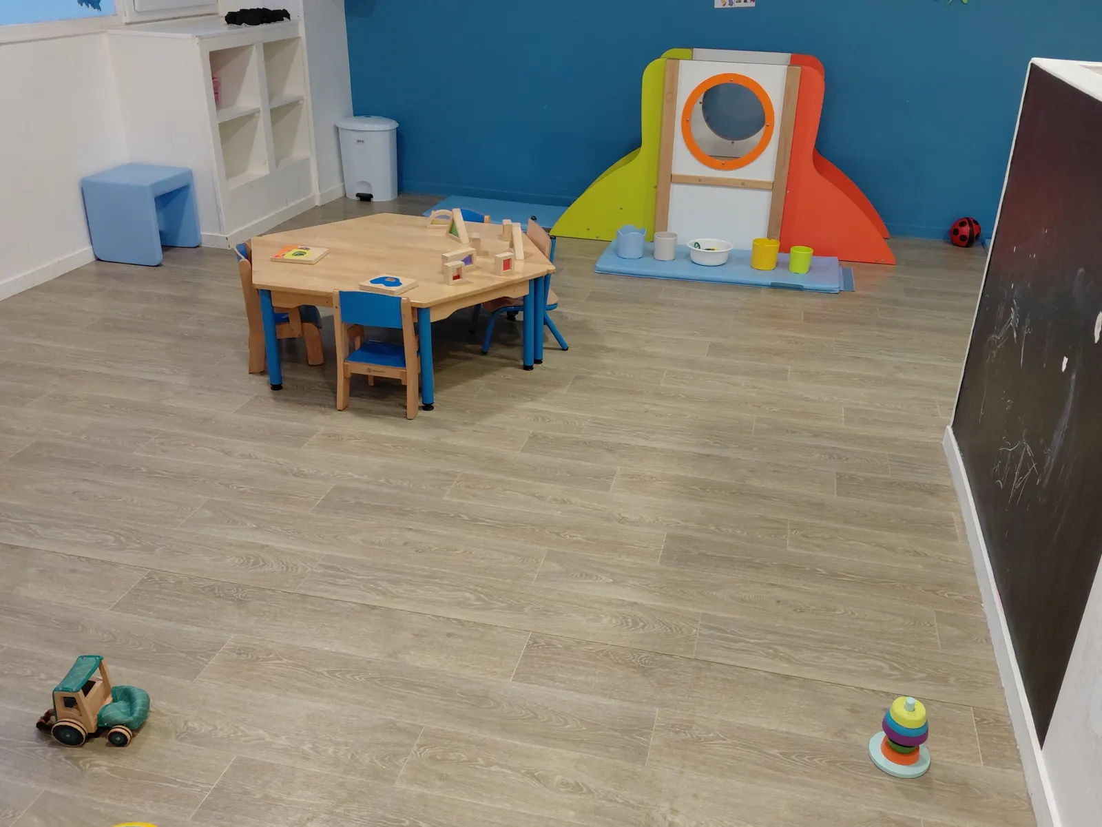 Une micro-crèche à taille humaine, quartier des <strong>Grandes-Carrières</strong>