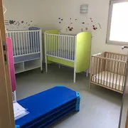 Dortoir pour la sieste des enfants à Kiddy Ocean, La Pierre