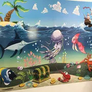 Fresque murale sur le thème marin à Kiddy Ocean, La Pierre