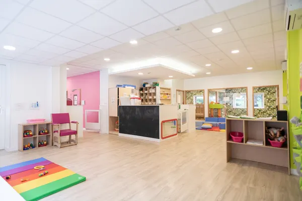 Une pédagogie inspirée de Pikler et Montessori