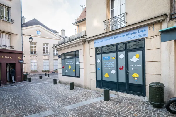 Façade de la micro-crèche Les Explorateurs de Saint-Germain-en-Laye